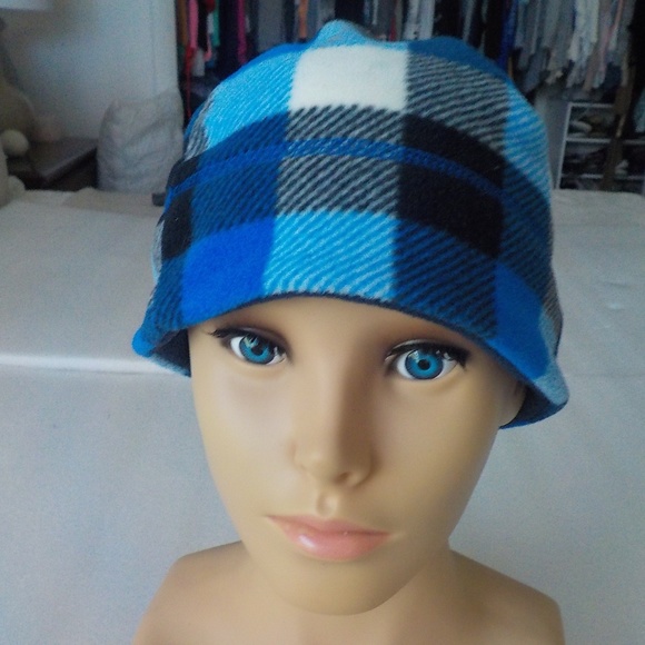 TWO Old Navy Stretch Beanie Caps NWOT (UNISEX) - Picture 2 of 6